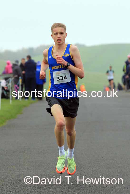 Senior Mens and Senior Womens 2022 Heaton Memorial 10k Road Race, Newcastle Town Moor.  Photo: David T. Hewitson/Sports for All Pics